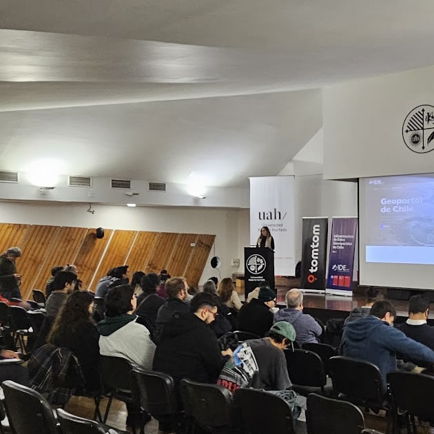 IDE Chile - Taller Datos Abiertos y Mapas Colaborativos: Uniendo Comunidades y Tecnología